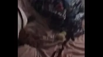 播放 黄骨跟男朋友通了电话