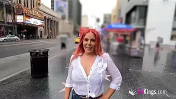 play Pablo Ferrari stellt uns die reife MILF von La Nicky Ferrari vor und fickt sie bei sich zu Hause