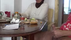 play MILF musulmana arabo a Marsiglia - Mapono e figliastro TABOO ENTRAMI