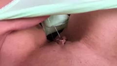 Afspelen Druipend nat slipje en gladde orgasme - Solo vrouwelijke actie