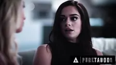 Reproducir Escándalo de trío amateur: Sophia Burns atrapada en el acto de trampa con Seth Gamble y Rachael Cavalli