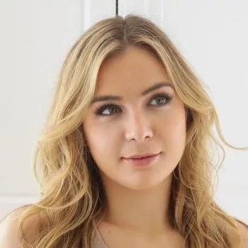 अभिनेता Blair Williams